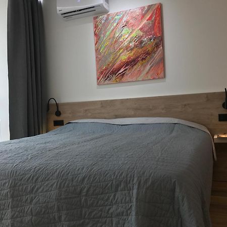 Scandik Apartment Studio Poltava Extérieur photo